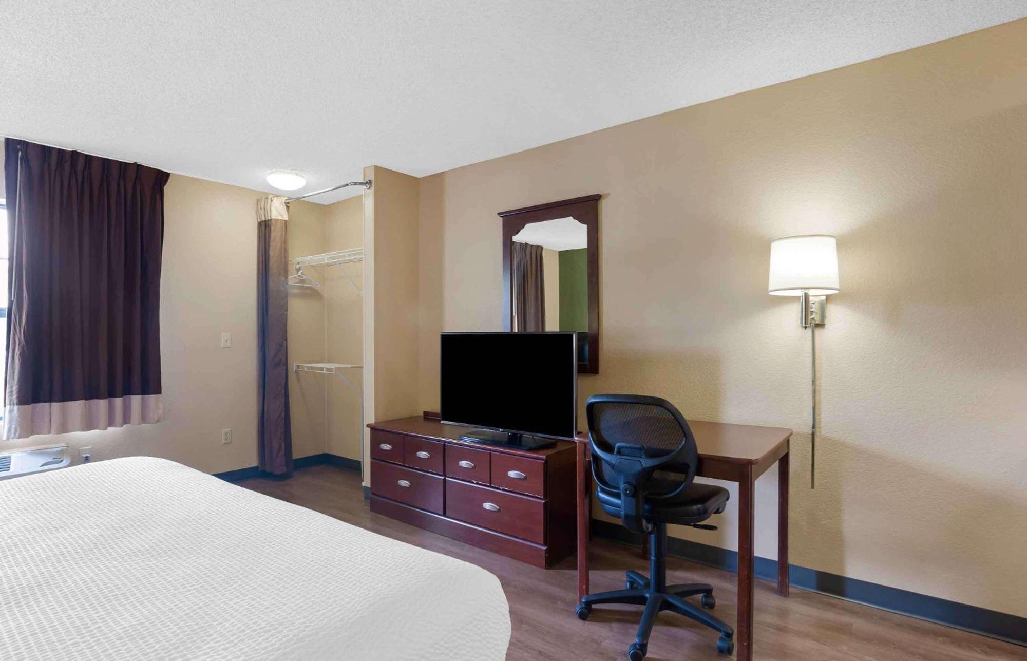 Extended Stay America Suites - Los Angeles - Chino Valley Exterior foto